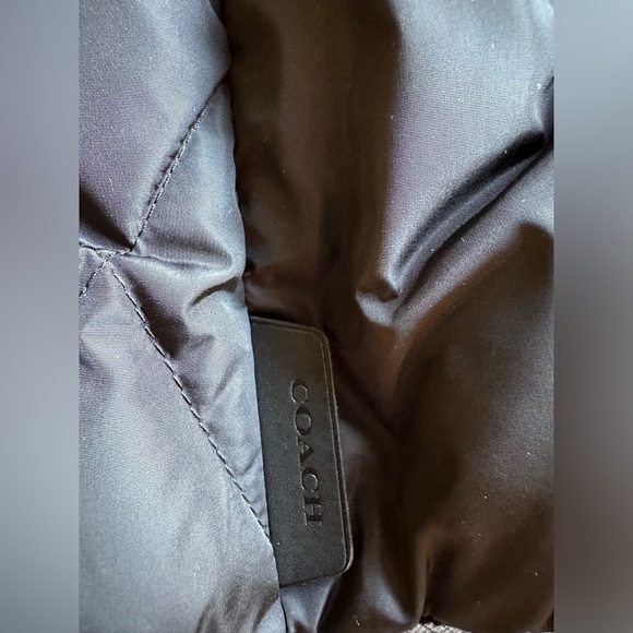 COACH BLACK DOWN PUFFER JACKET (S) - Picture 9 of 9